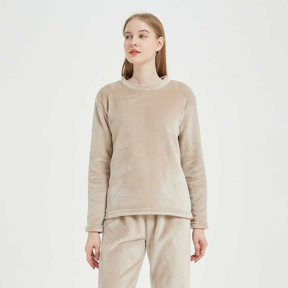 Pijama de veludo bege