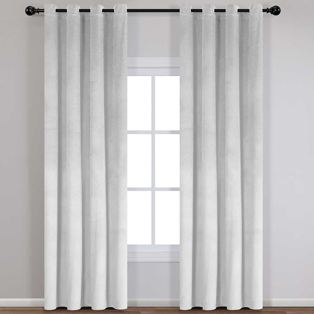 Cortina nova, veludo branco