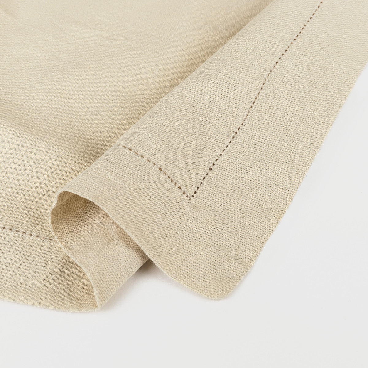 Toalha de mesa bege em algodão orgânico