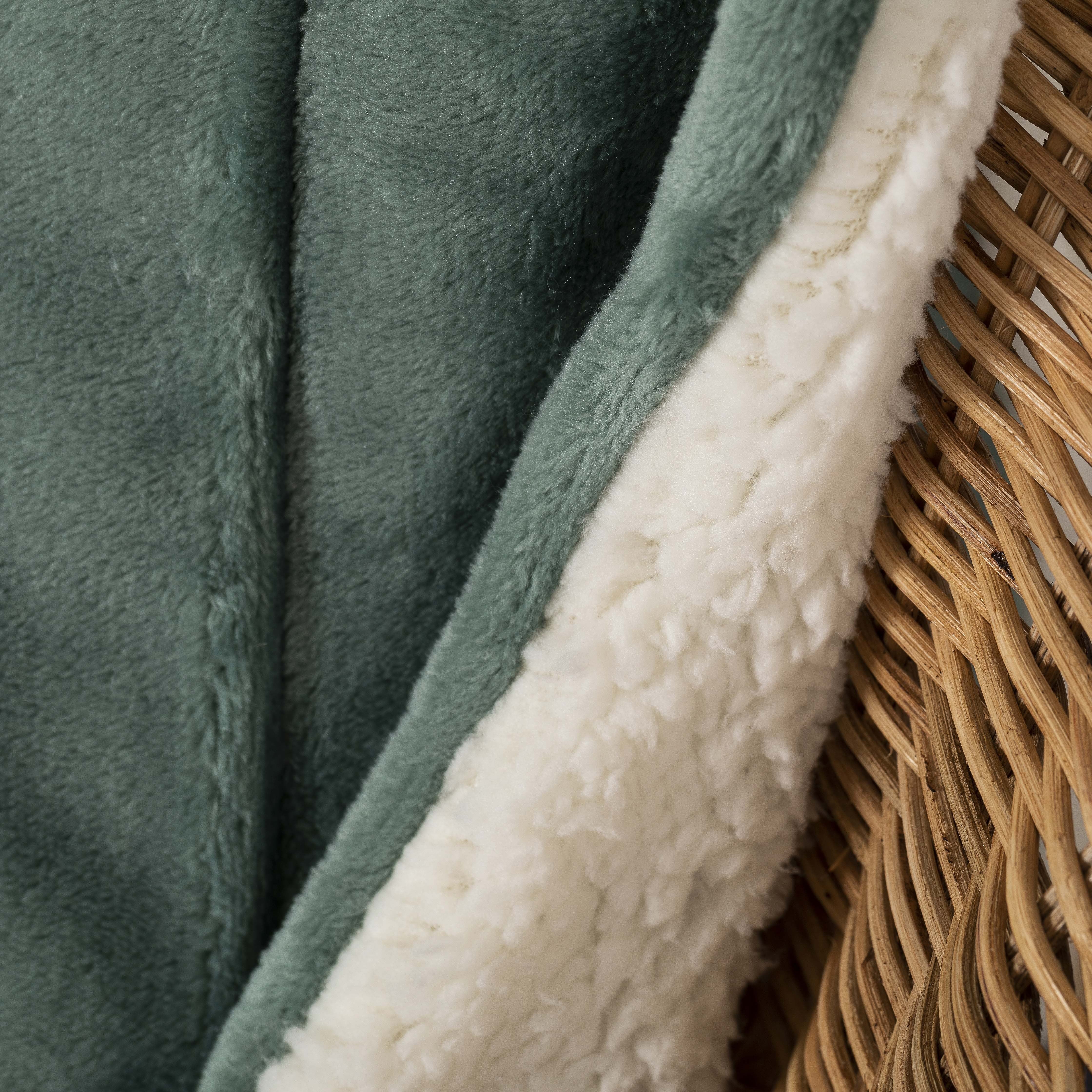 Manta francesa de veludo sherpa verde