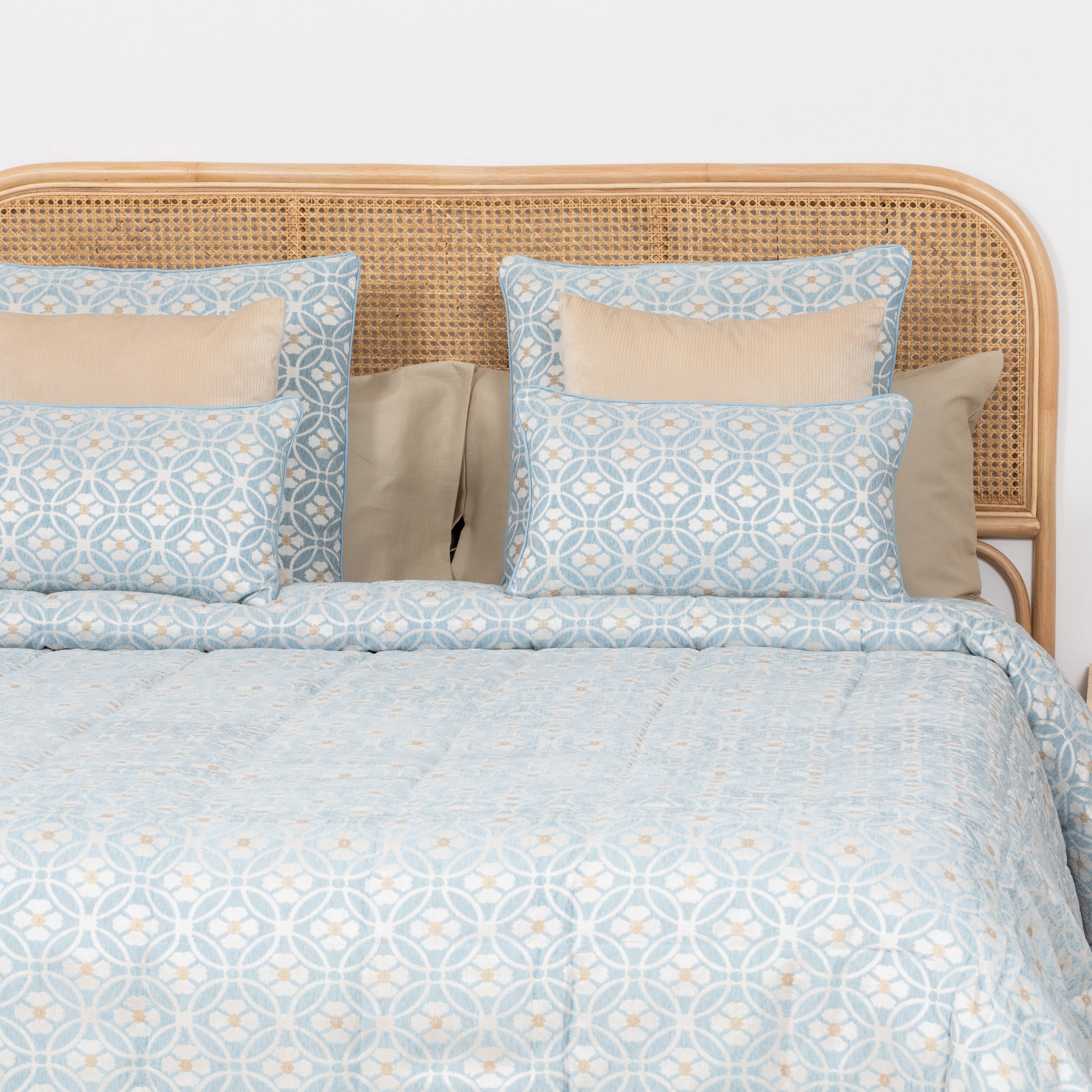 Colcha Marieta Indigo Chenille Jacquard - 120g