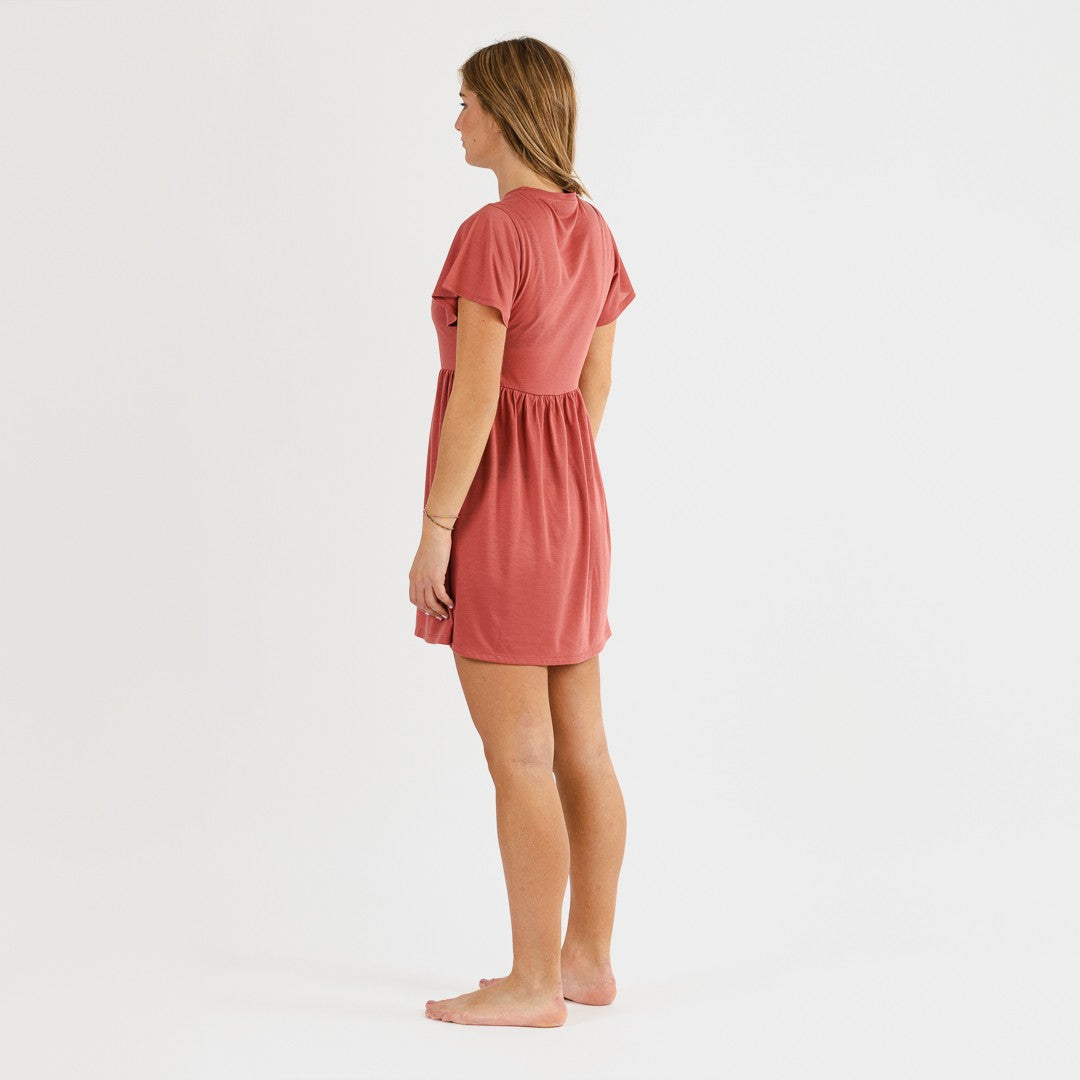 Camisola de mangas curtas na cor Marsala