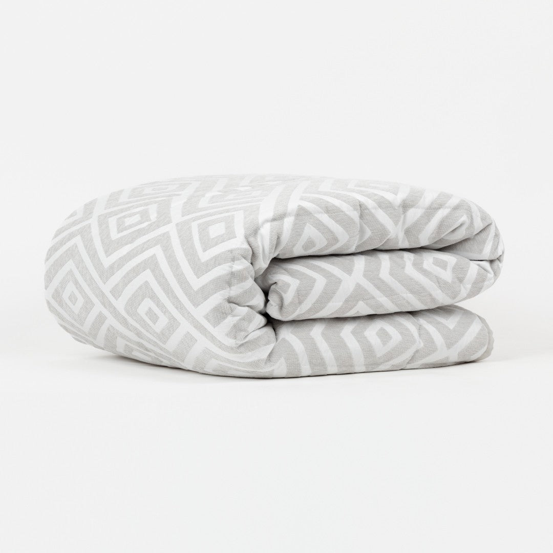 Colcha Pearl Fair em chenille jacquard - 120 g