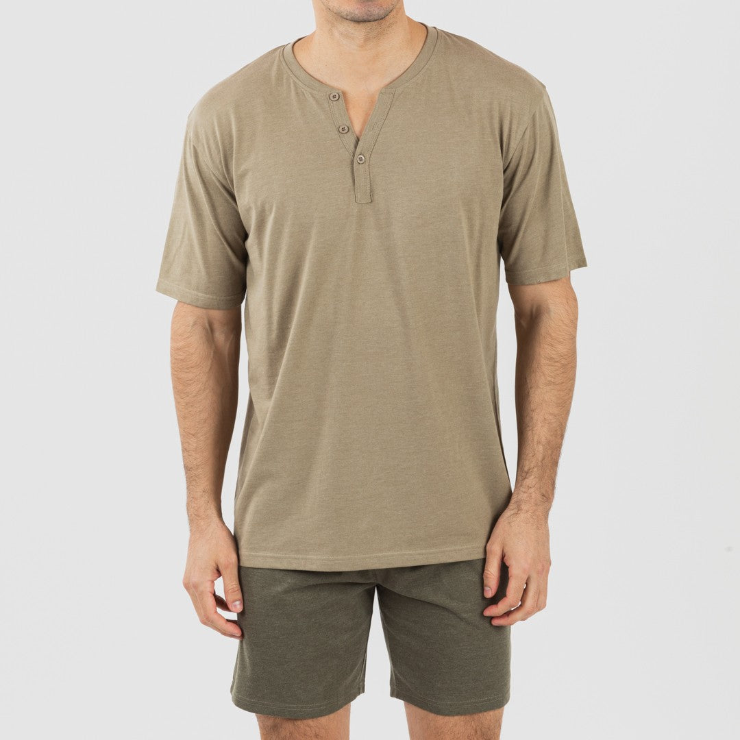 Pijama masculino curto com botões, verde-caça - verde-escuro
