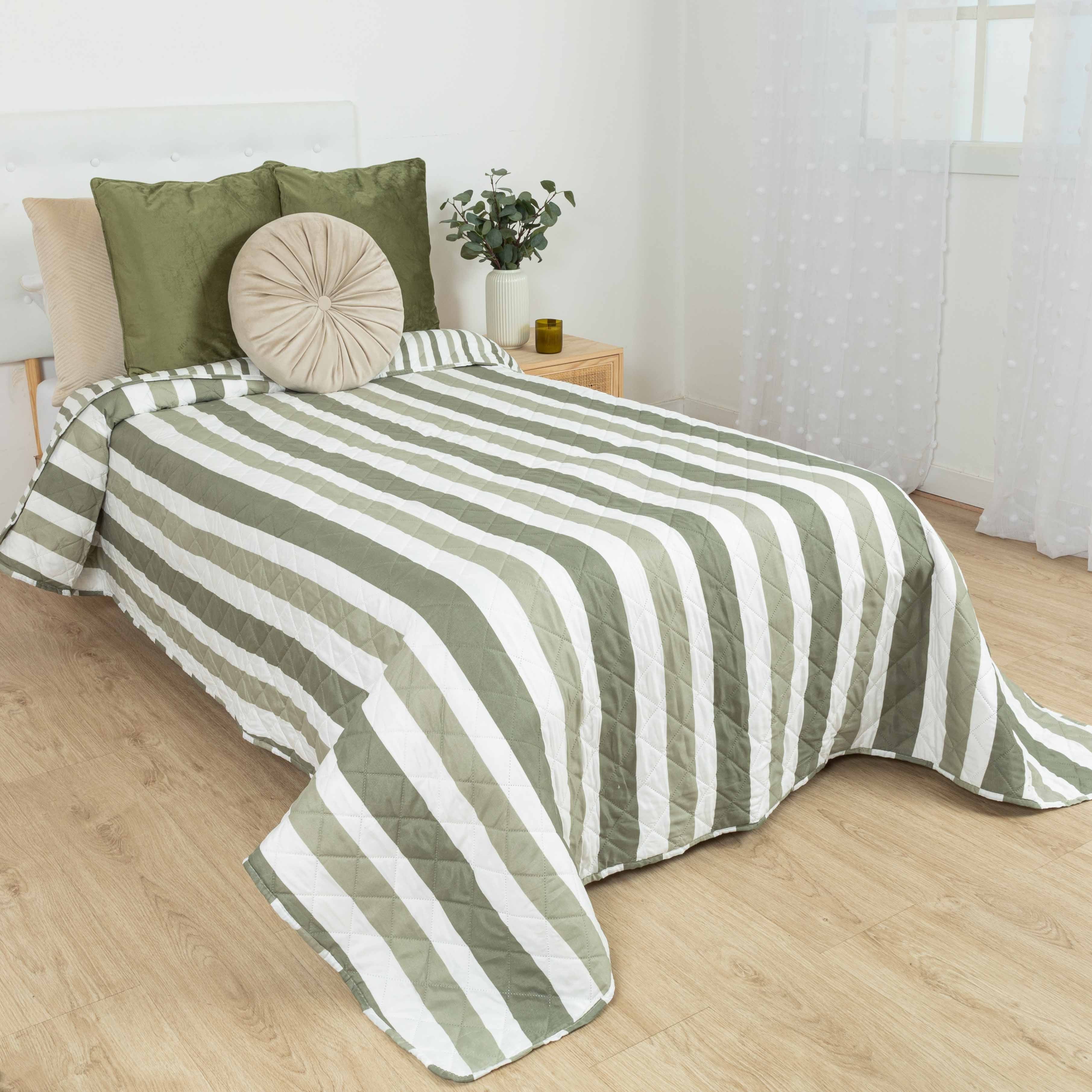 Colcha de cama listrada Aviles Green Hunting