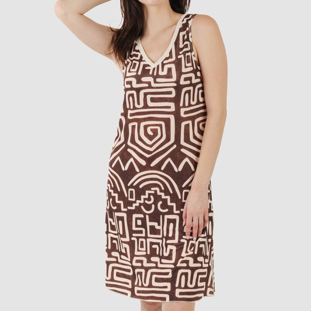 Vestido midi Agara marrom com alças finas