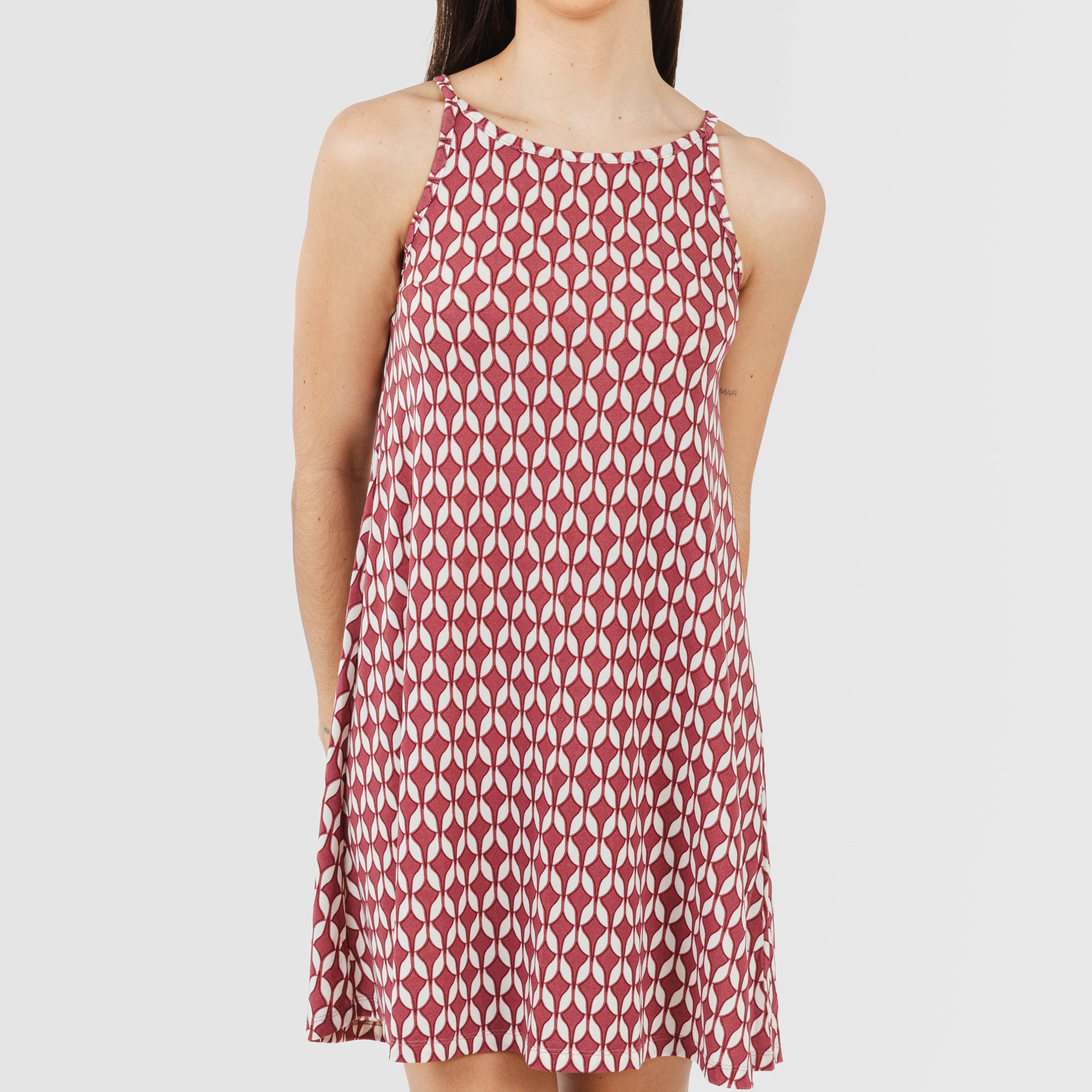 Vestido curto Alino sem alças em crepe cor berinjela com alças finas.