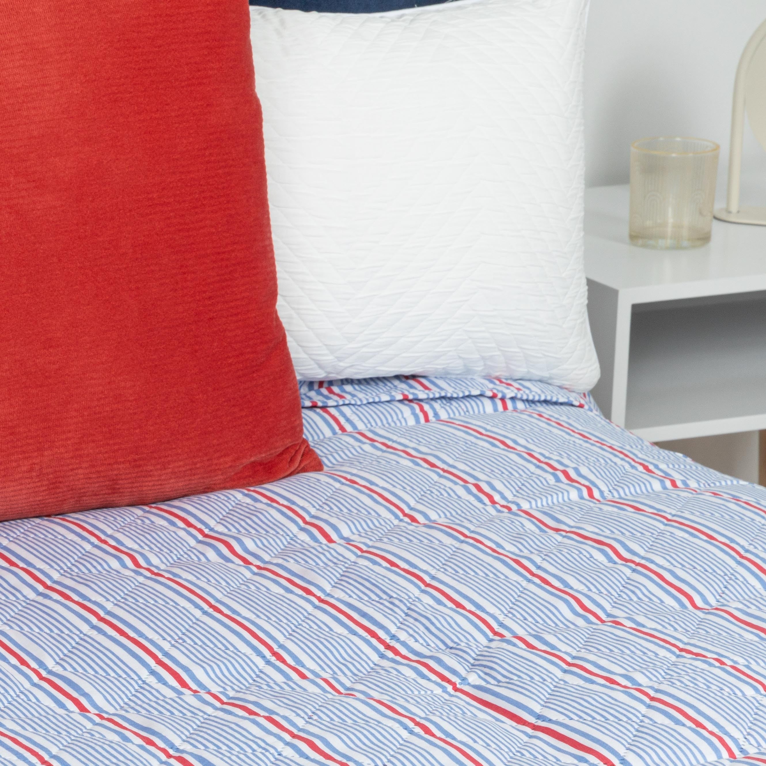 Colcha de cama Fermin azul listrada