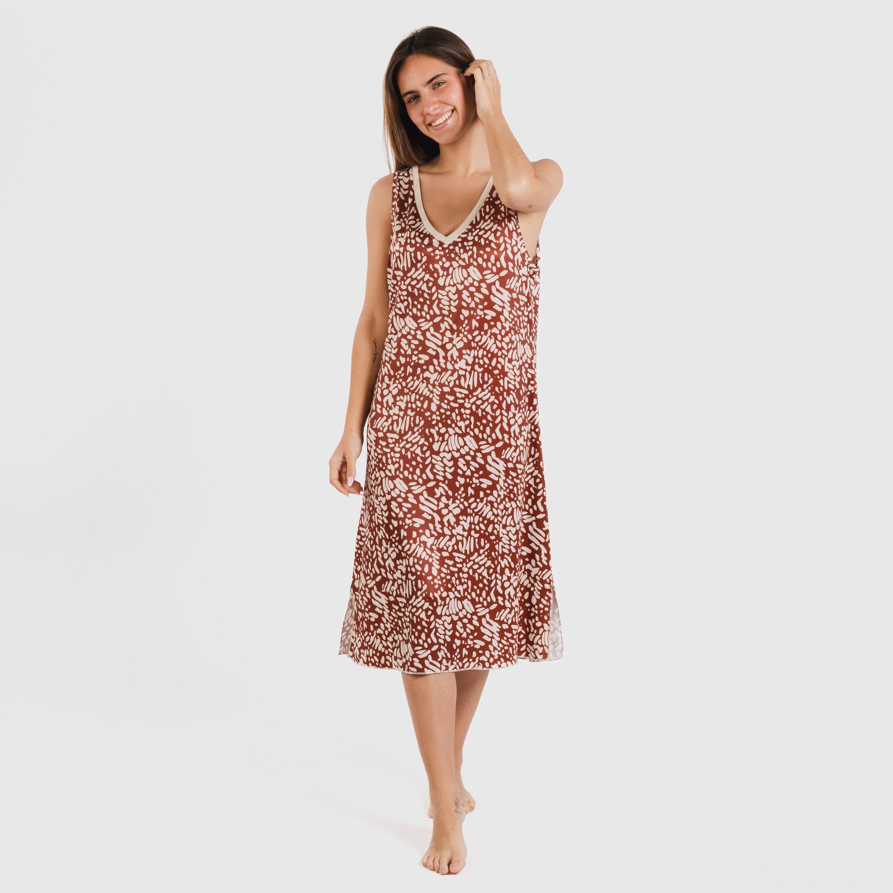 Vestido midi tirantes soft Miquela marrón