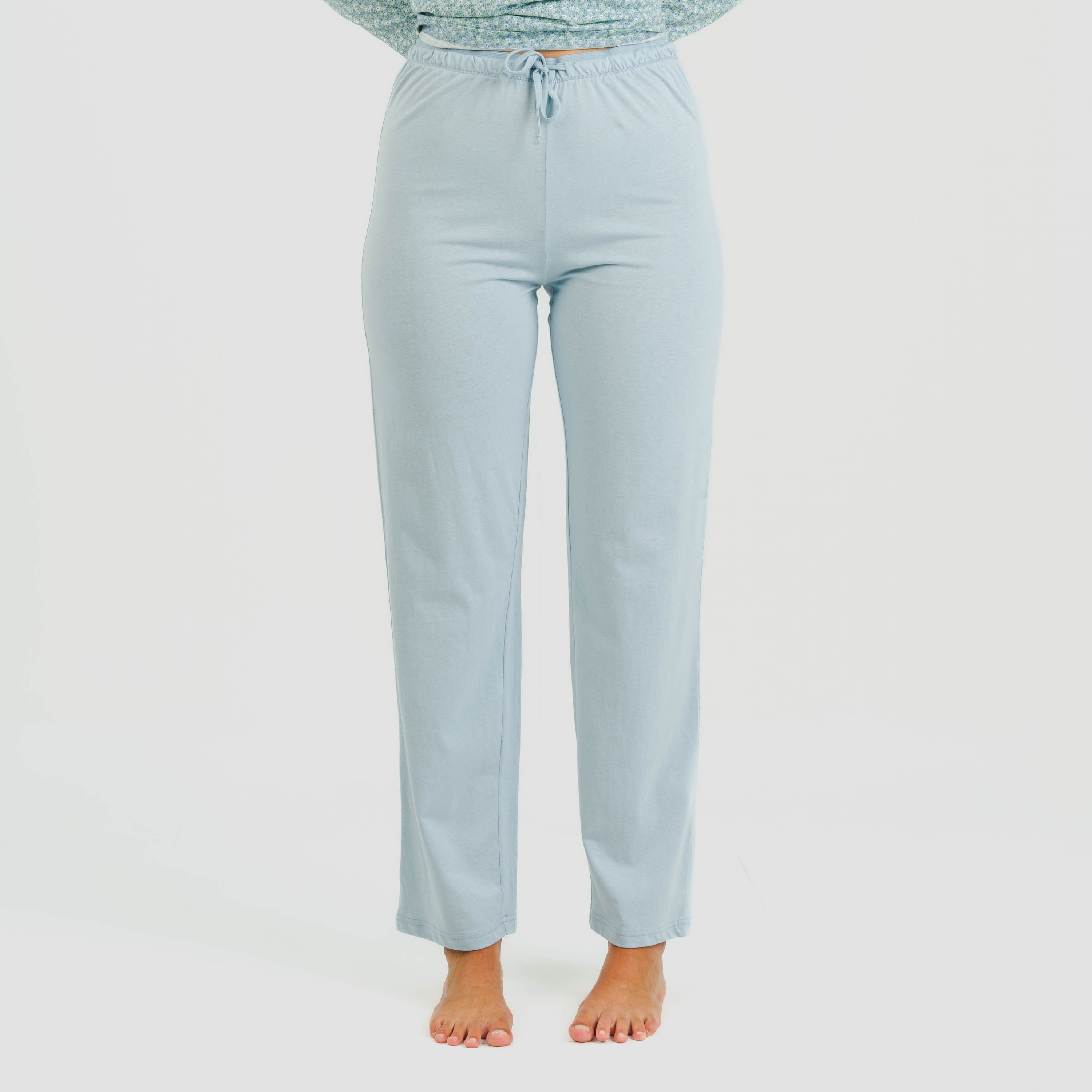 pijama comprido de algodão azul claro e fresco