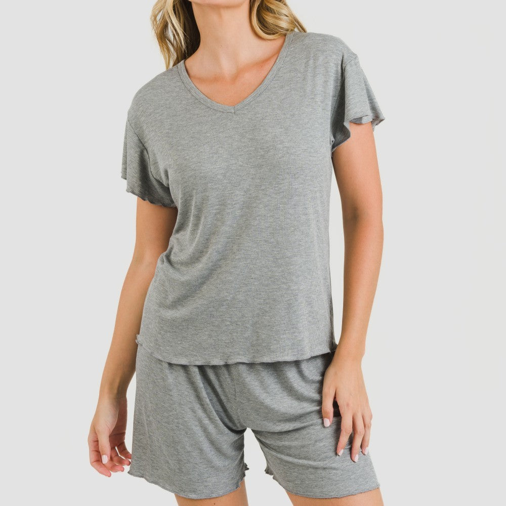 Pijama feminino de manga curta em tecido canelado de viscose liso.