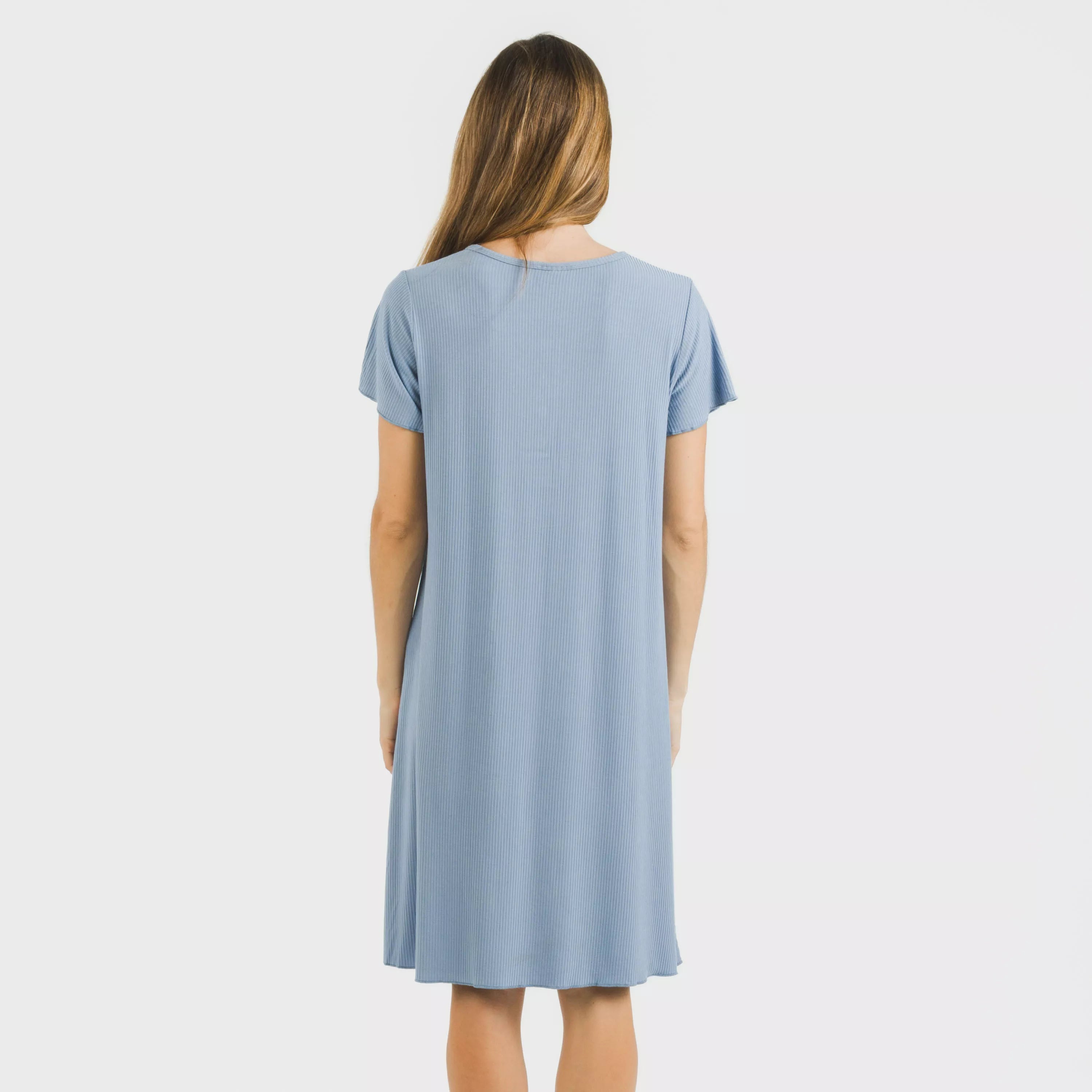 Blusa de manga curta em viscose canelada lisa