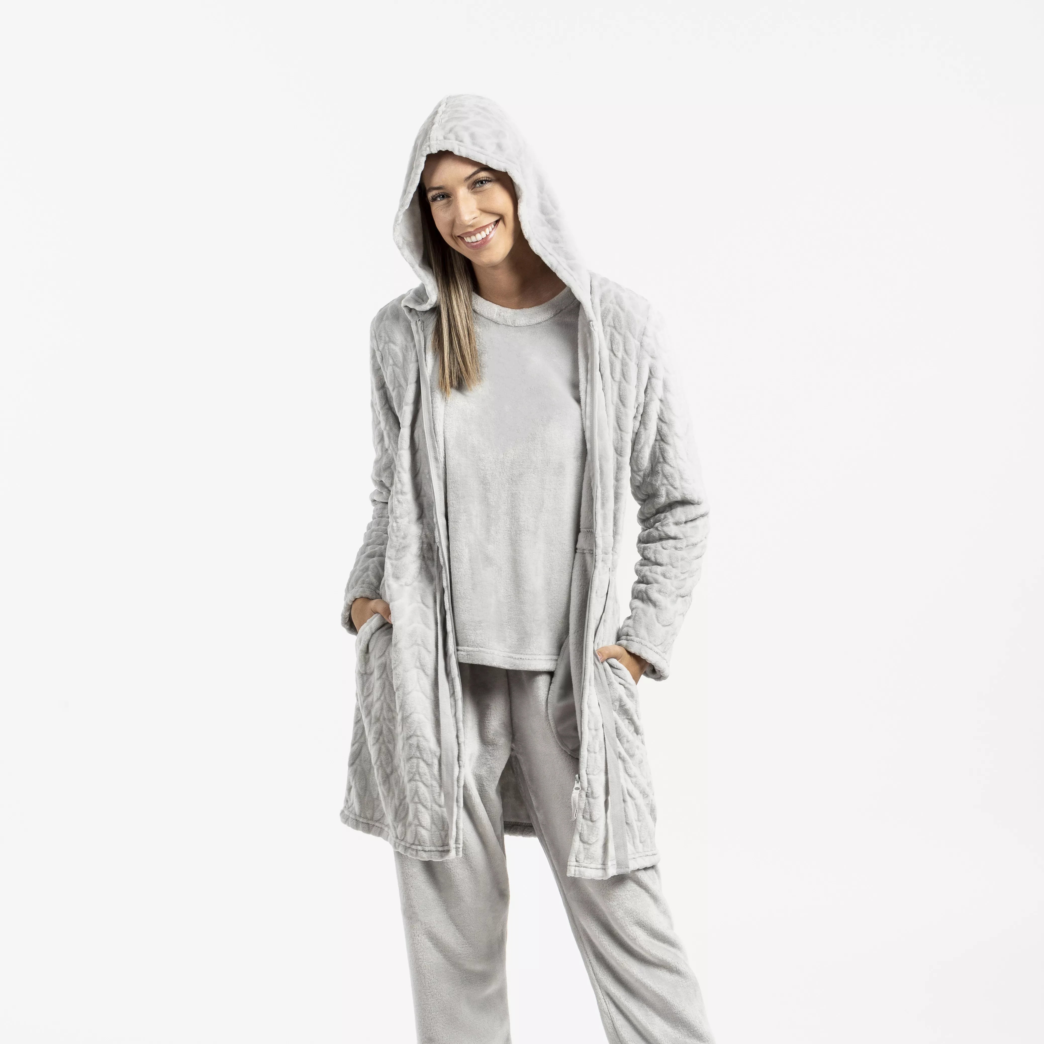 Robe de veludo Devoré liso com capuz.