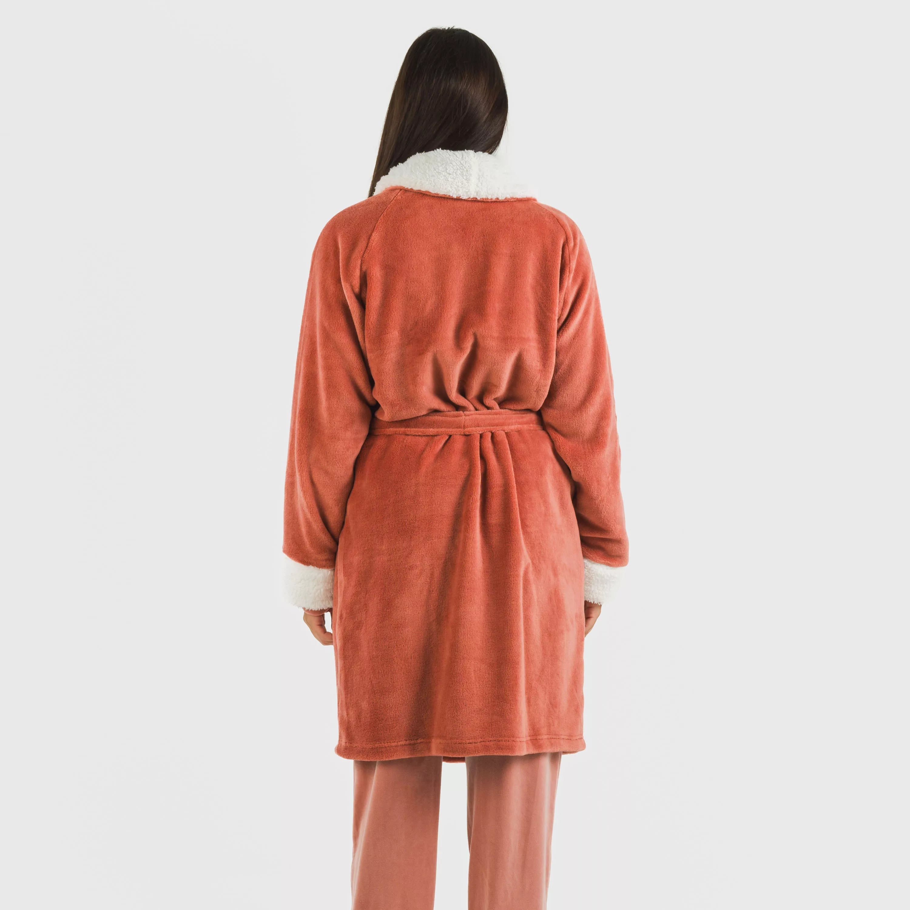 Bata terciopelo sherpa