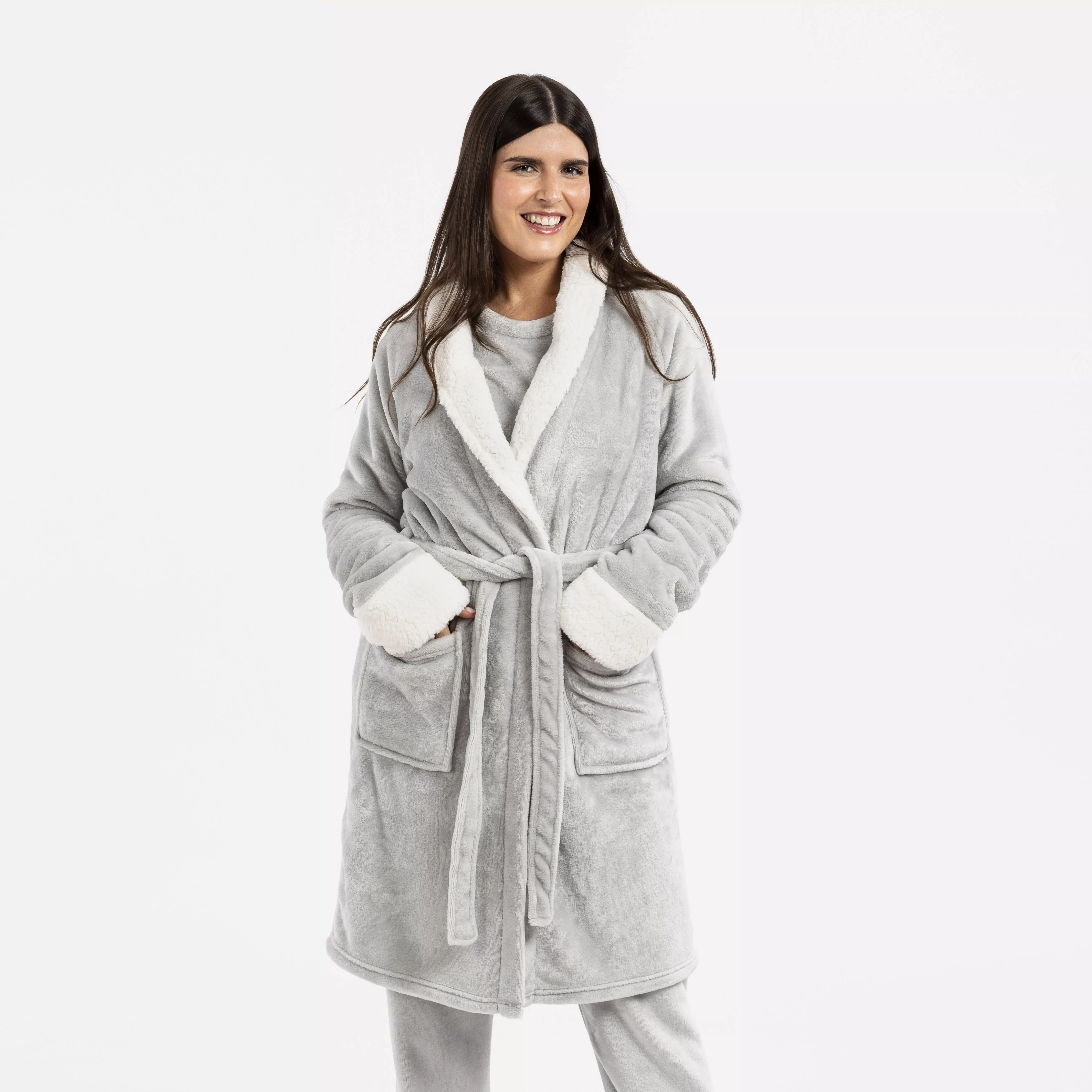 Bata terciopelo sherpa