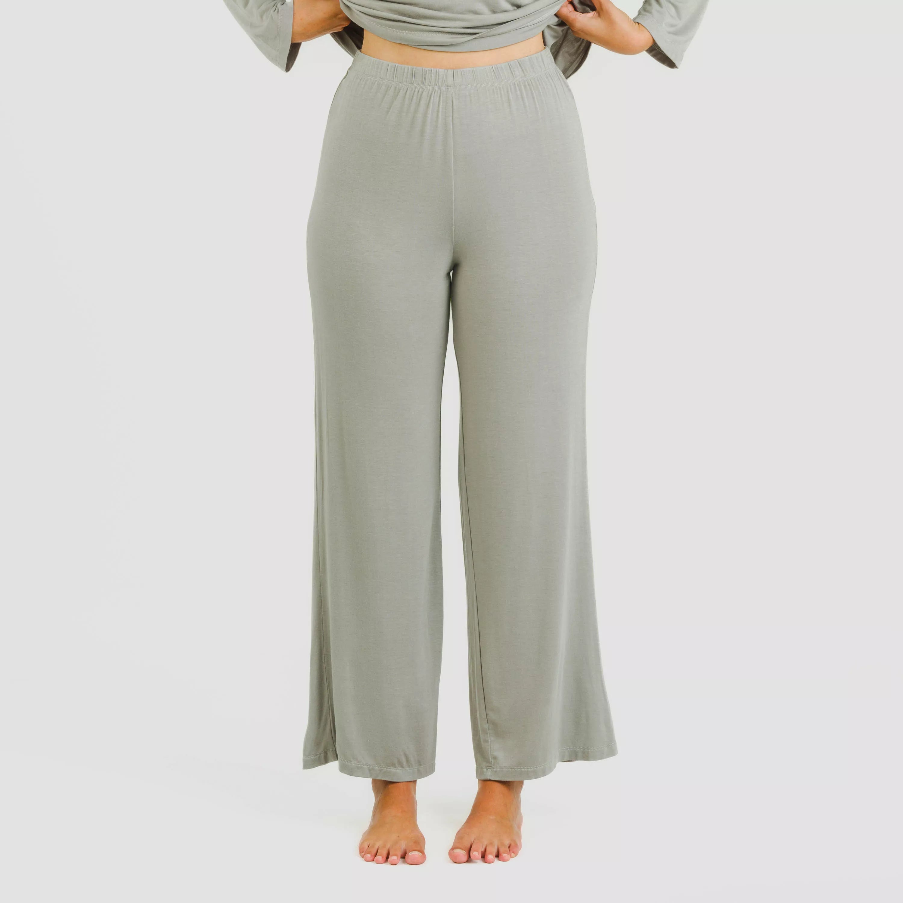 Pijama feminino longo liso de viscose