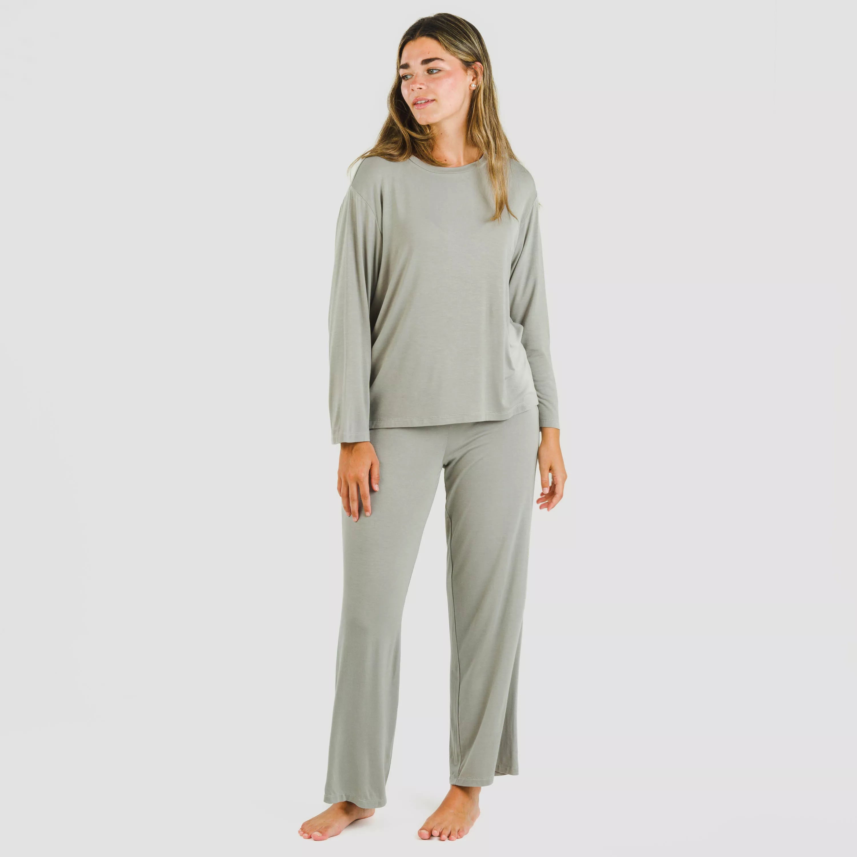 Pijama feminino longo liso de viscose