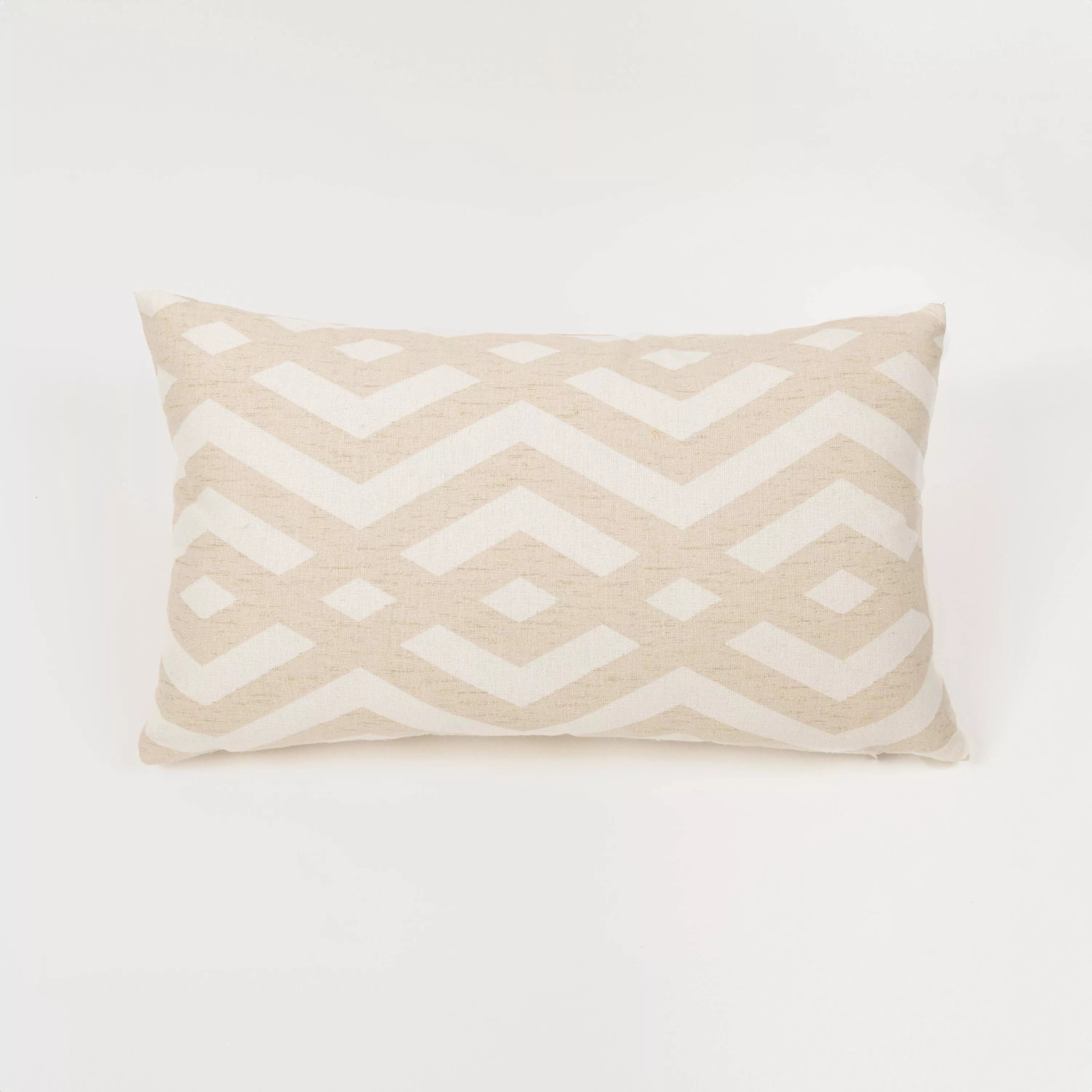 Cojín cuadrante antimanchas Nela liso 50x50 - funda + relleno