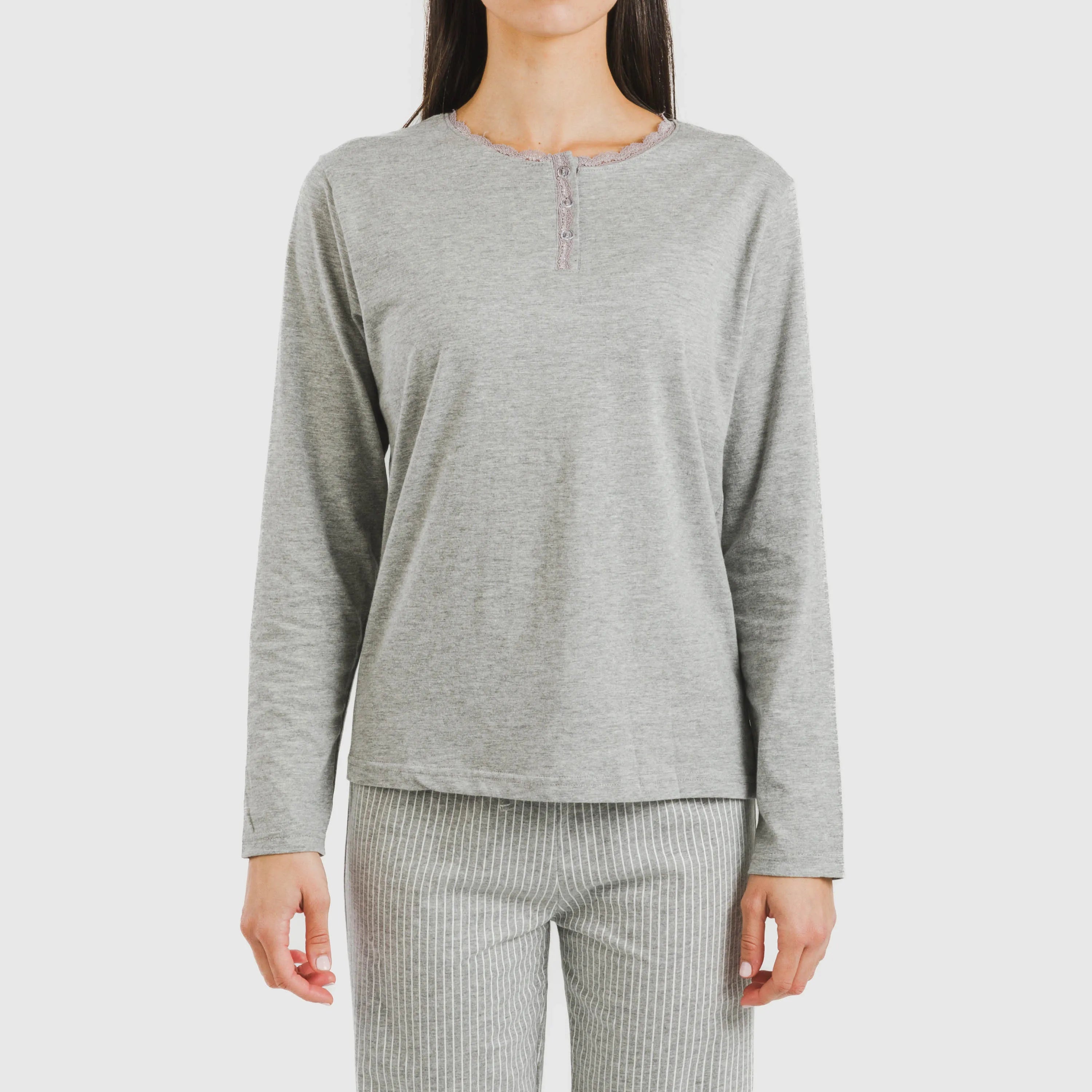 Pijama comprido de algodão, tênis Chuck de denim cinza listrado