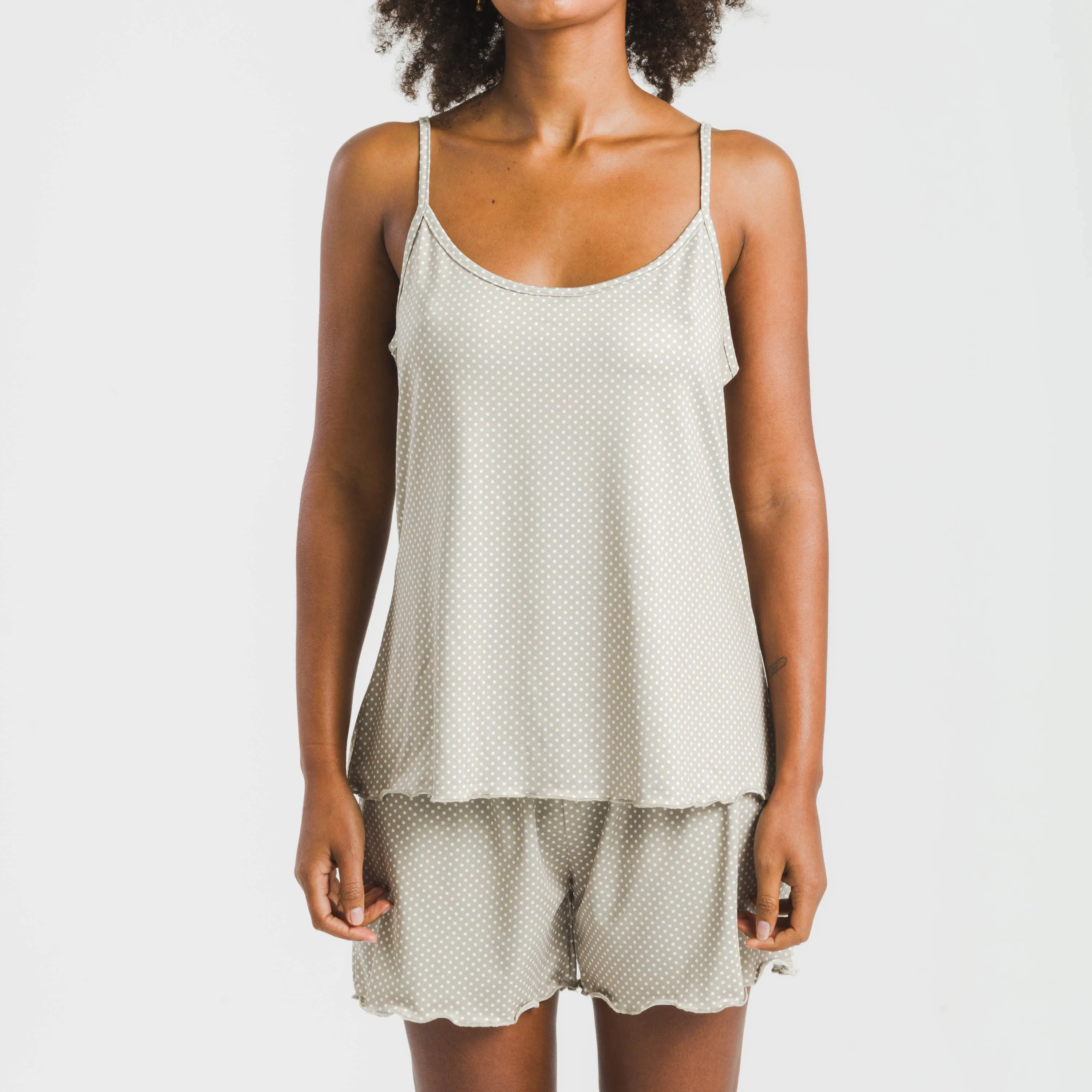 Pijama feminino de alças finas e macio da Susanita Arena