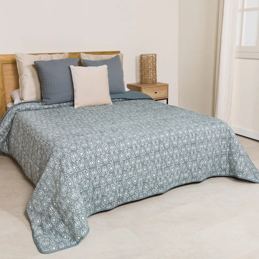 Colcha jacquard chenilla Tiberio New verde francês - 120gr