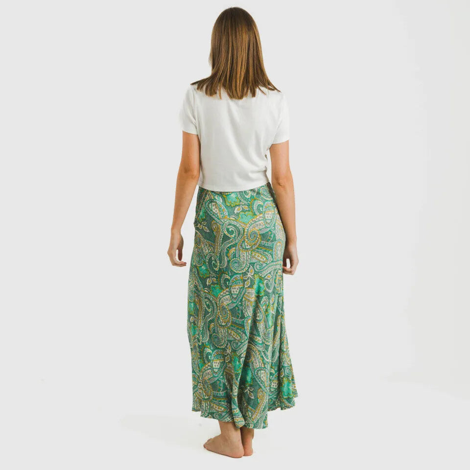Saia midi de viscose verde Patme
