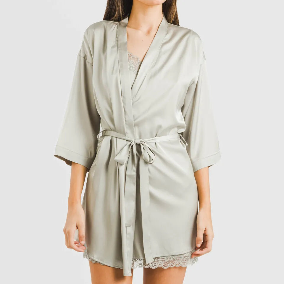 Robe curto feminino de cetim, liso, sexta-feira