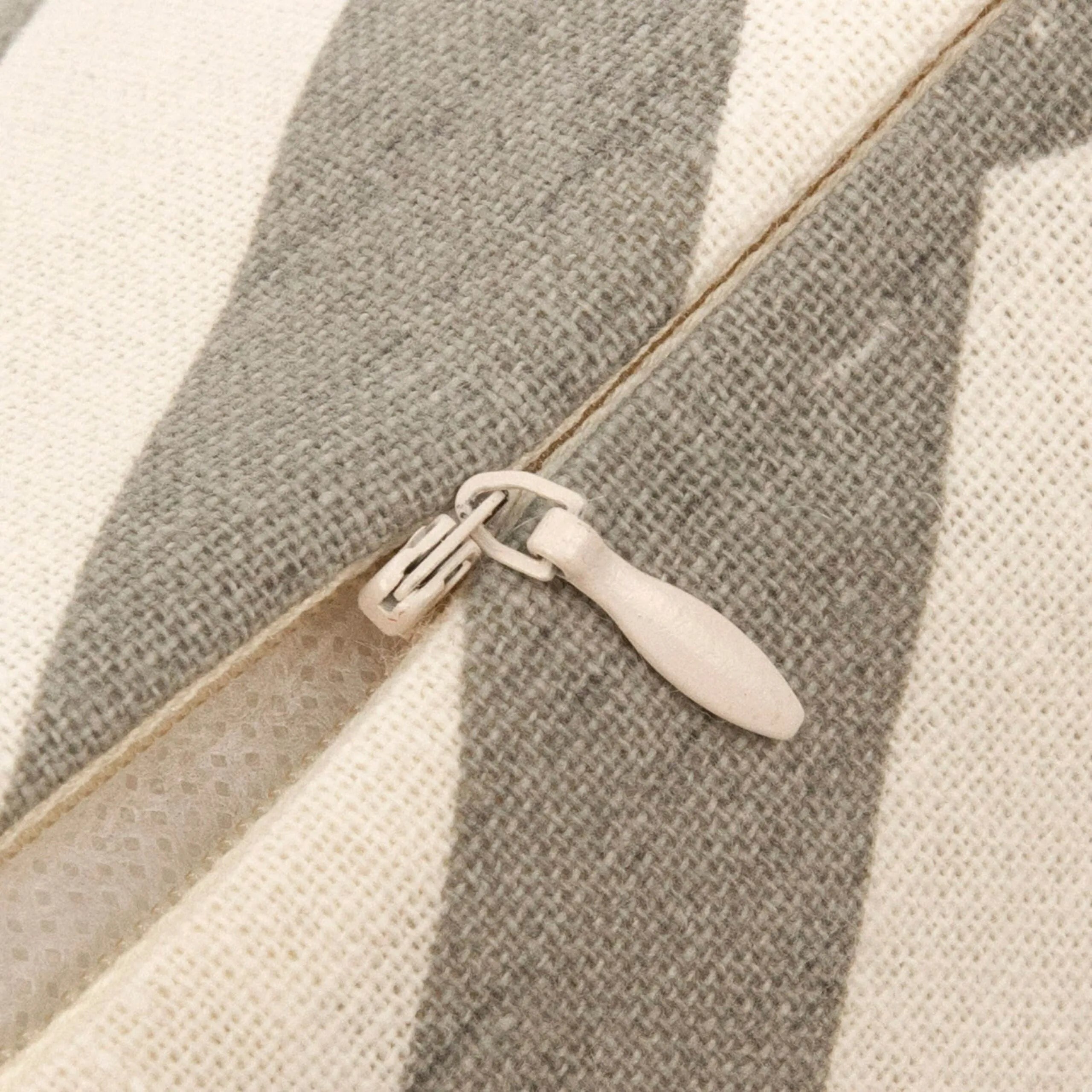 Almofada quadrada Nela, lisa, resistente a manchas, 50x50 cm - capa + enchimento