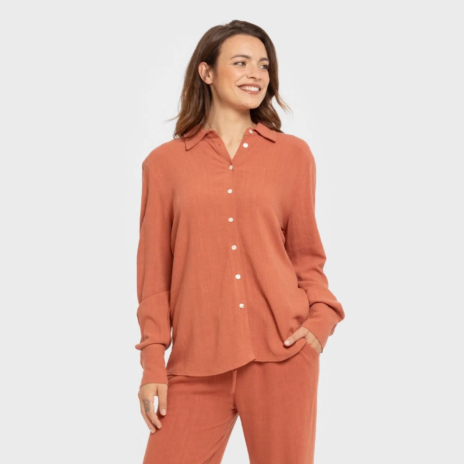 Camisa de linho lisa para mulheres
