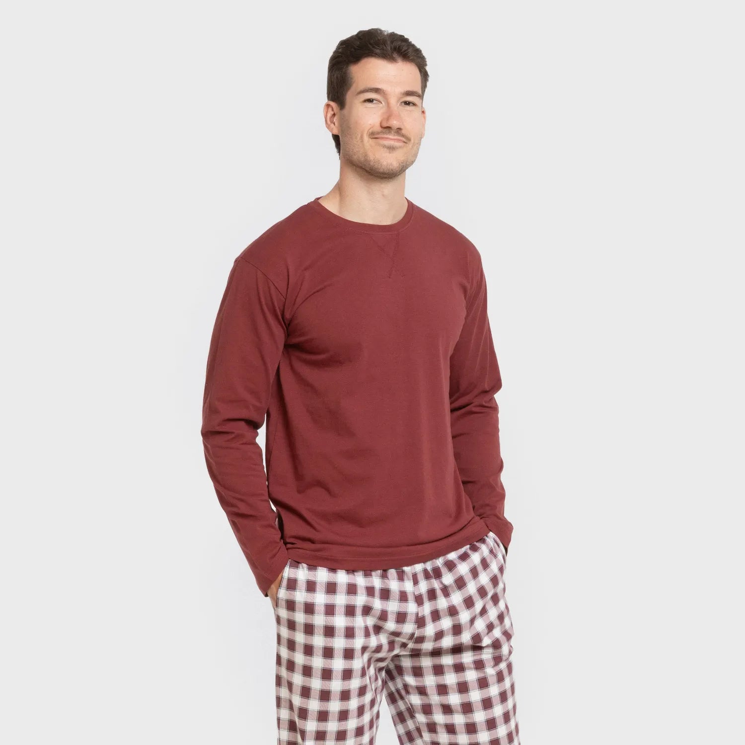 Pijama comprido masculino de algodão, modelo Gustavo xadrez bordô