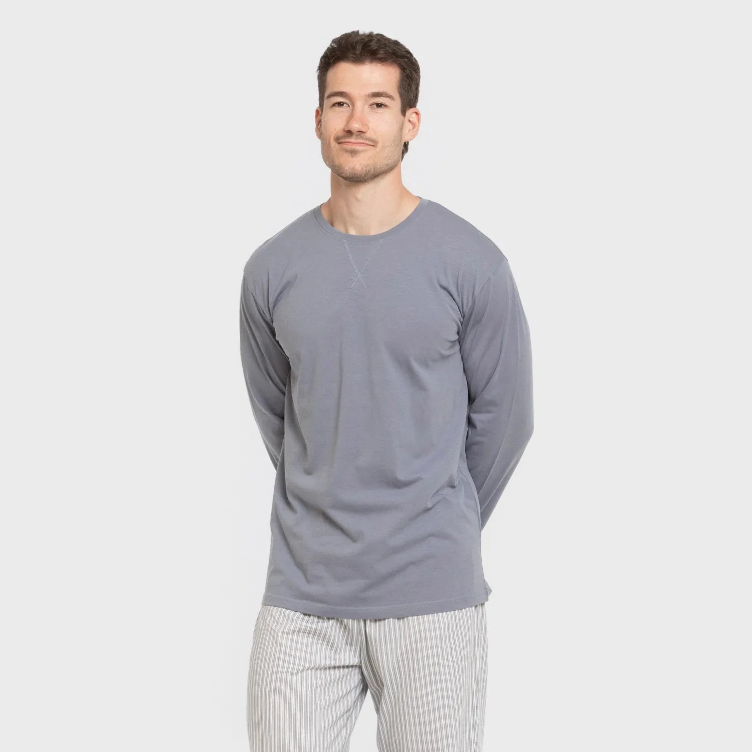 Pijama comprido masculino de algodão, modelo Ben, listrado azul.