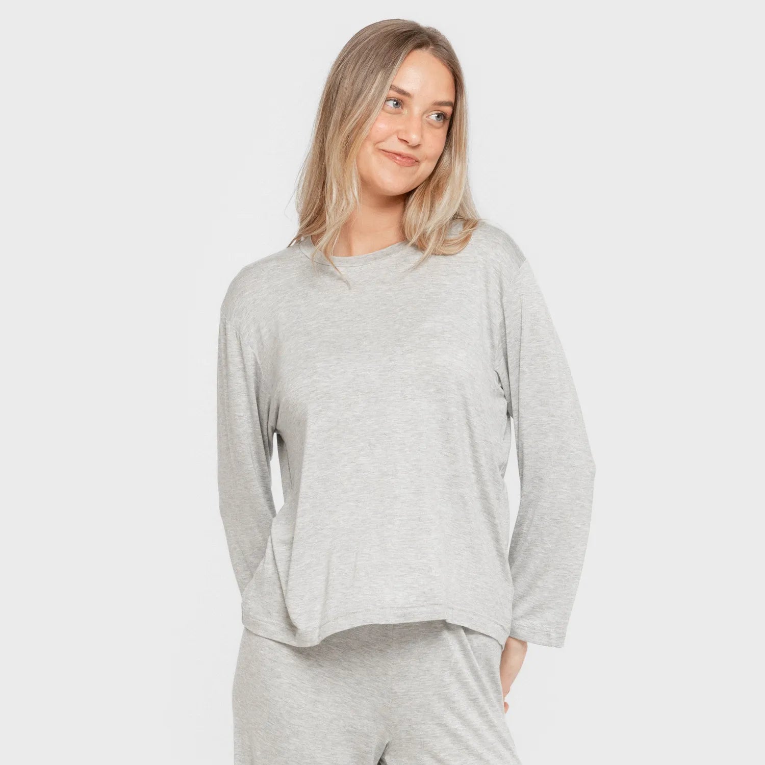 Pijama feminino longo liso de viscose