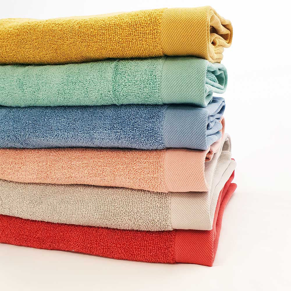 Toalha de banho dupla Tiffany Green em tecido atoalhado, 400g