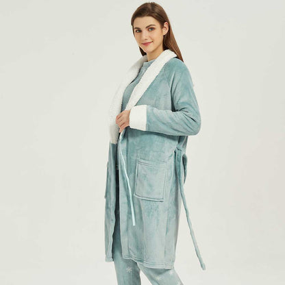 Bata terciopelo sherpa