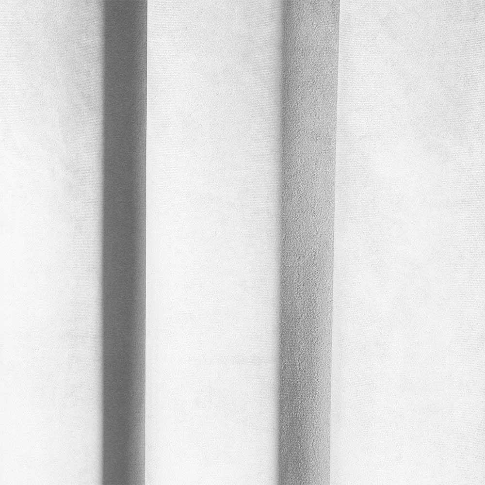 Cortina nova, veludo branco