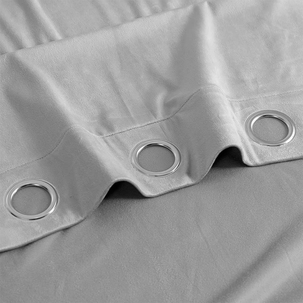 Nova cortina de veludo perolado