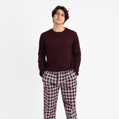 Pijama de flanela masculino Bernardo na cor bordô.