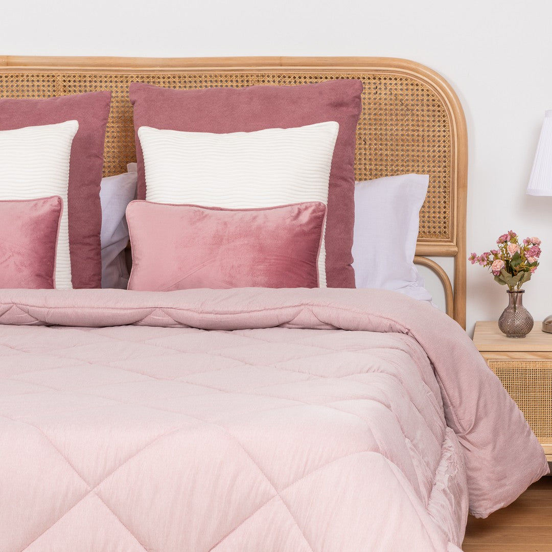 Edredom liso com efeito desgastado