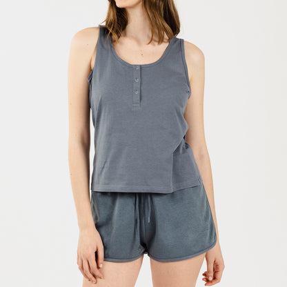 Conjunto de moletom feminino com shorts na cor índigo