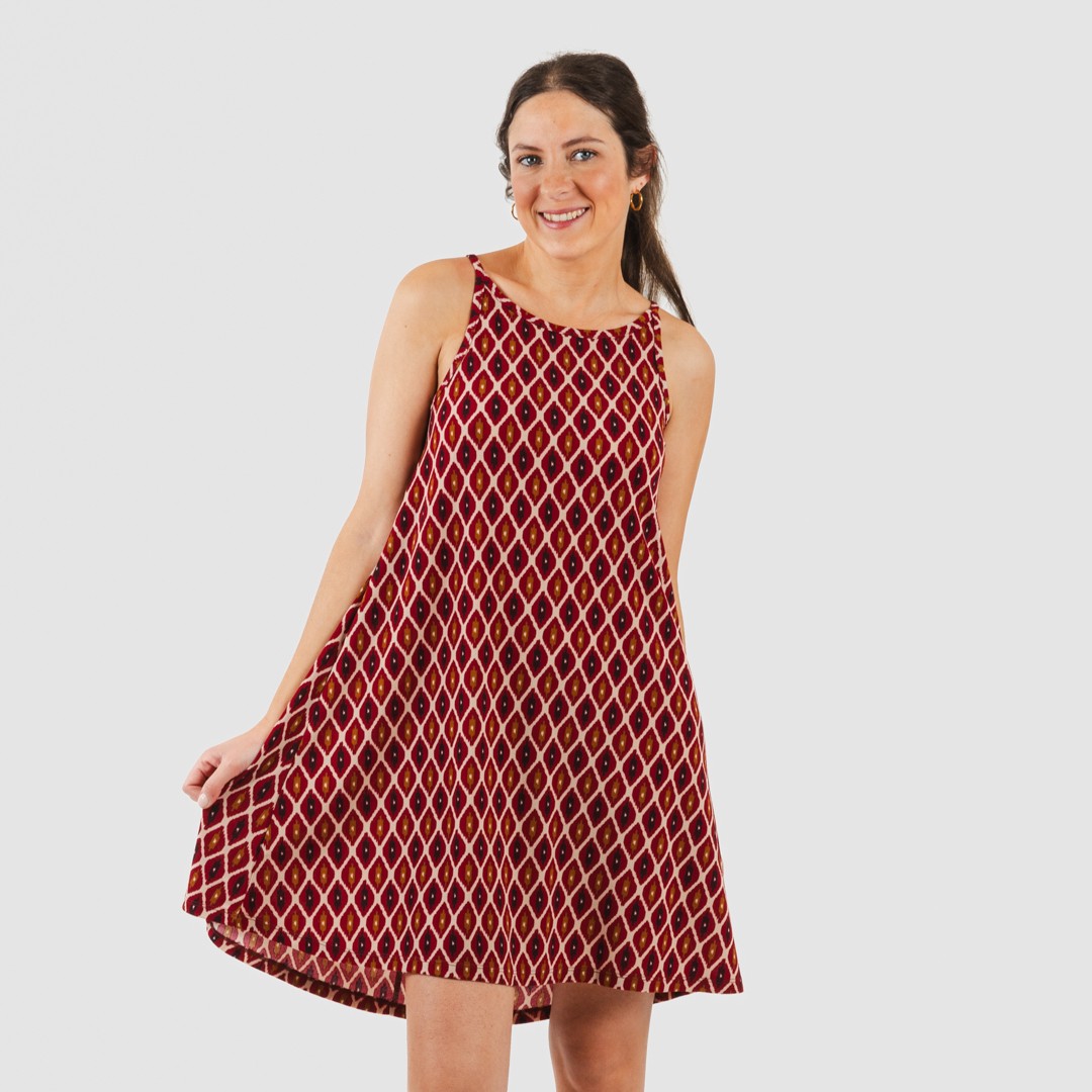 Vestido Cartagena em crepe borgonha com alças finas