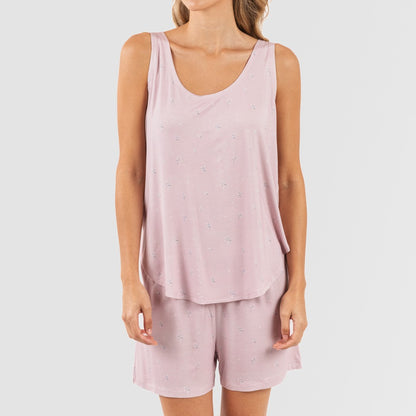 Pijama feminino Melanie em viscose cor malva com suspensórios.