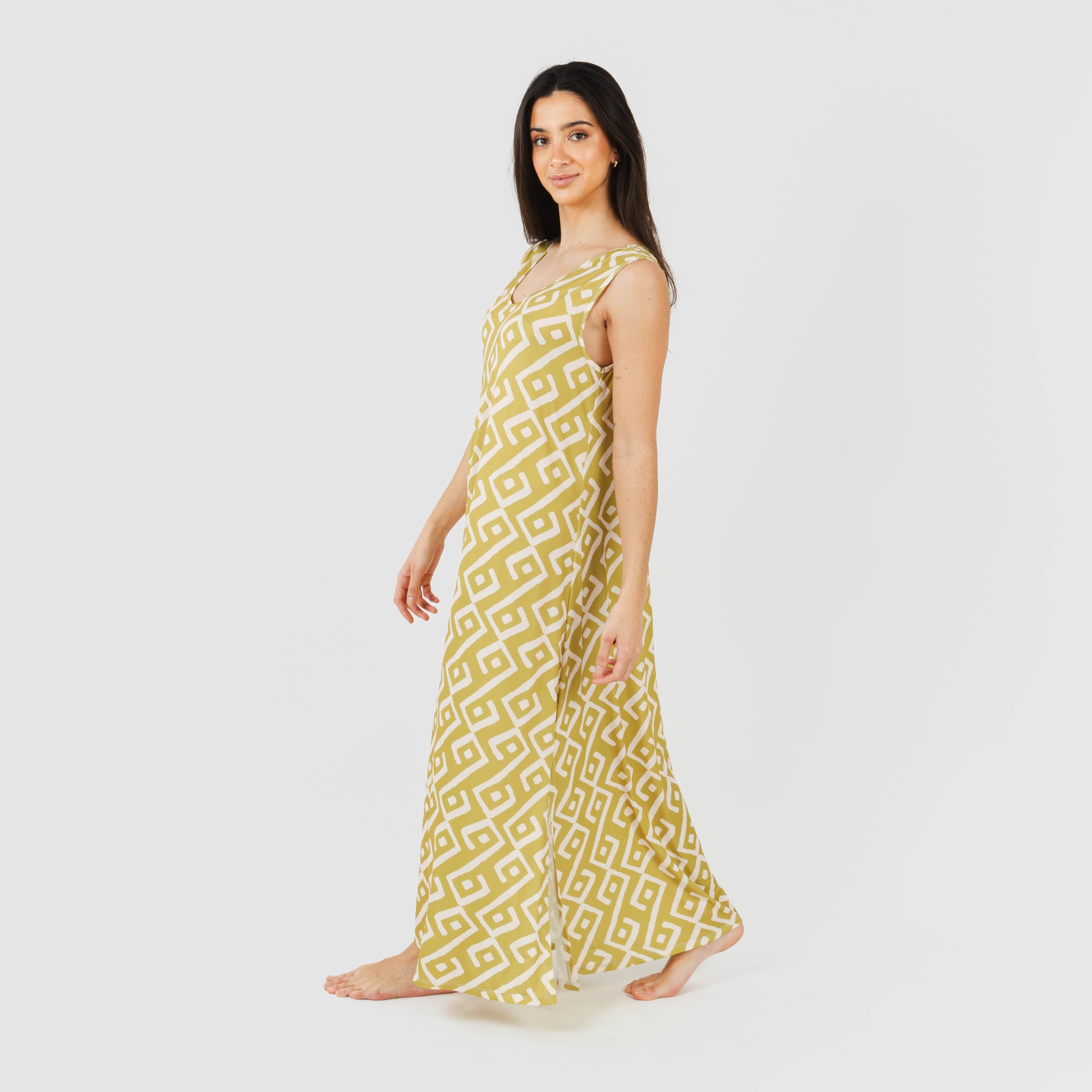 VESTIDO BALADI DE ALÇAS LONGAS E MACIAS