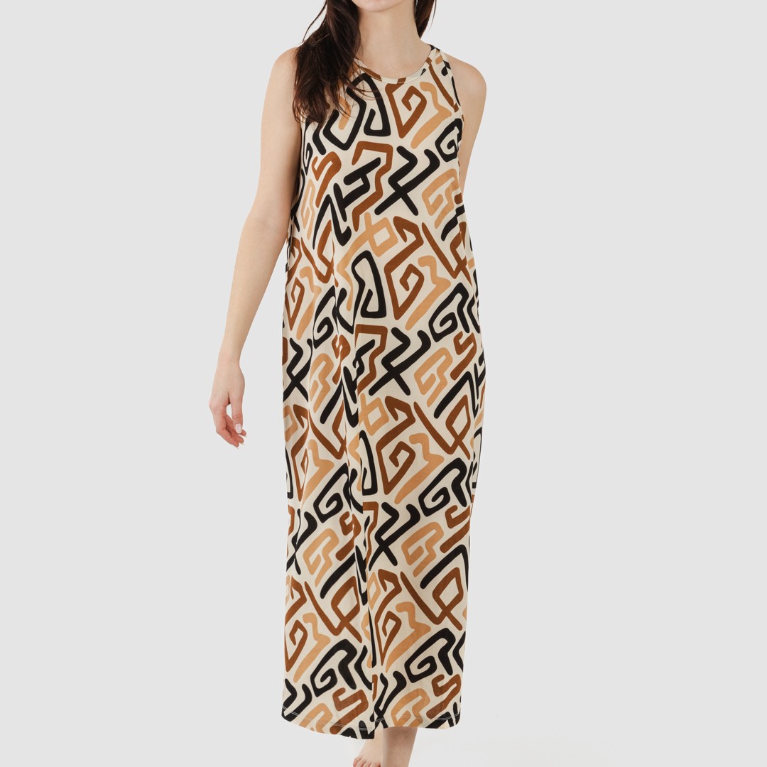 Vestido Domeka de crepe com alças longas, tamanho único.