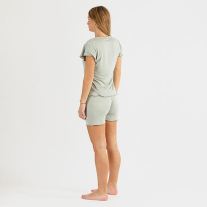 Pijama feminino de manga curta CRT, macio e liso.