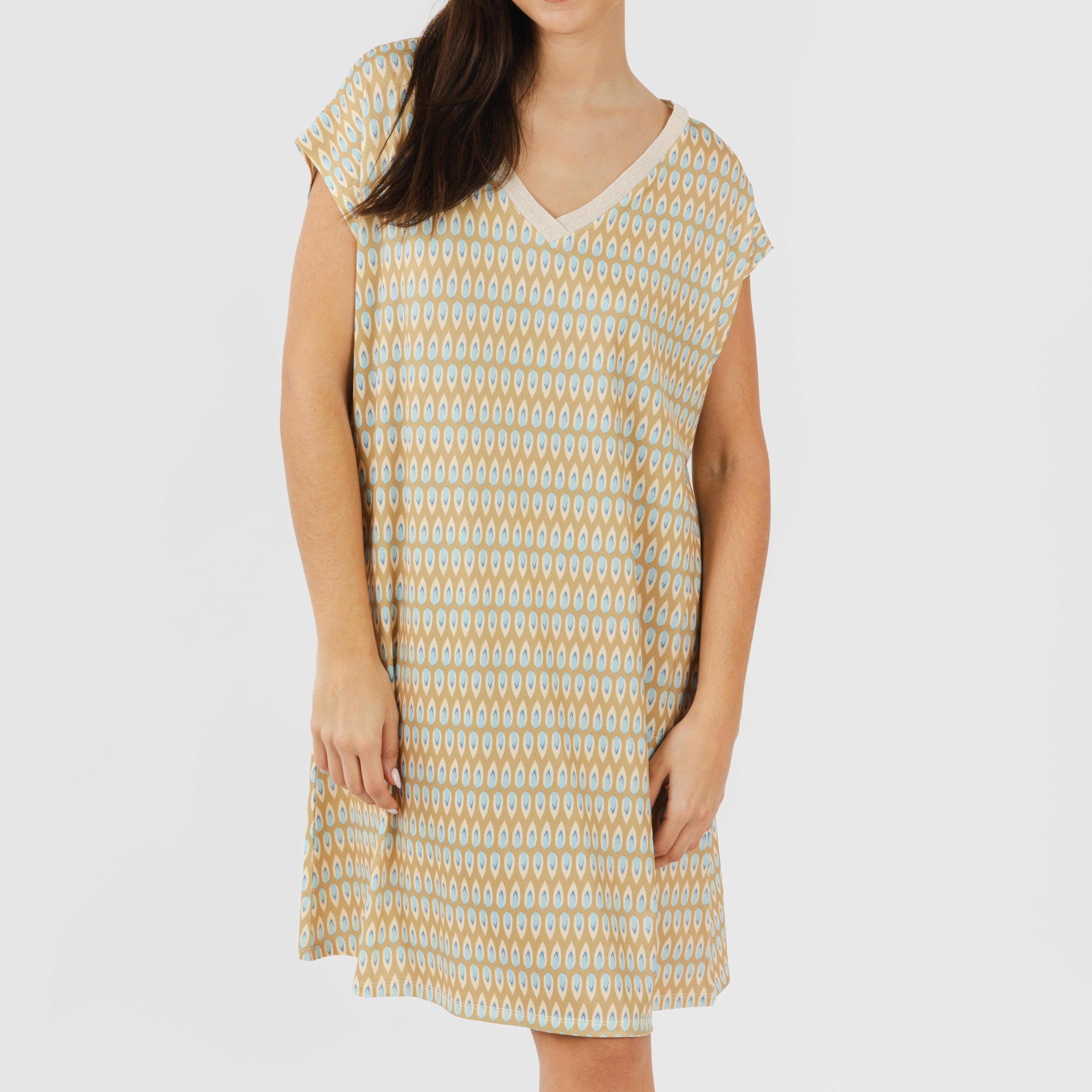 Vestido curto de mangas curtas e fluidas na cor areia menta