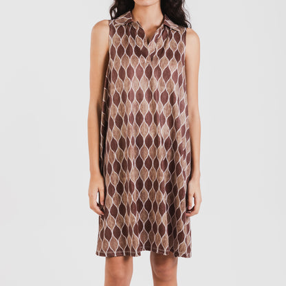 Vestido curto com gola e lapela suaves, Carlota marrom