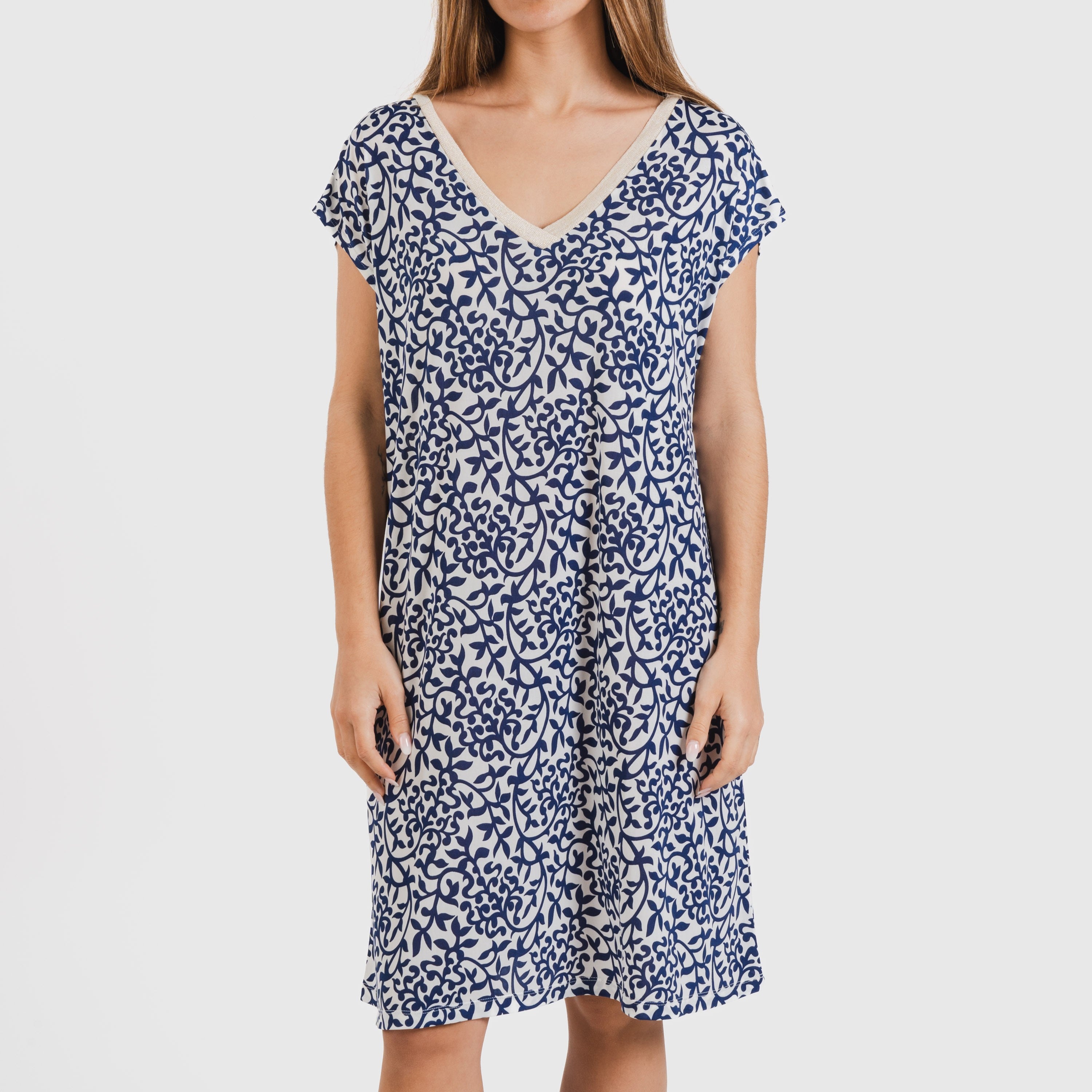 Vestido curto Meritxell azul marinho com mangas fluidas e macias