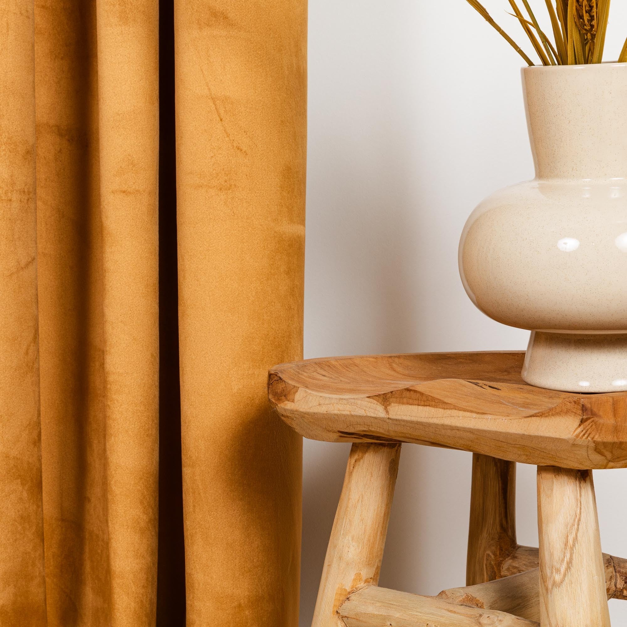 Nova cortina de veludo