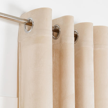 Nova cortina de veludo