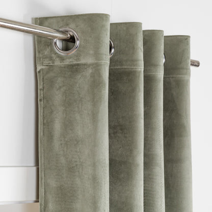 Nova cortina de veludo